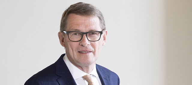 Puhemies Matti Vanhanen