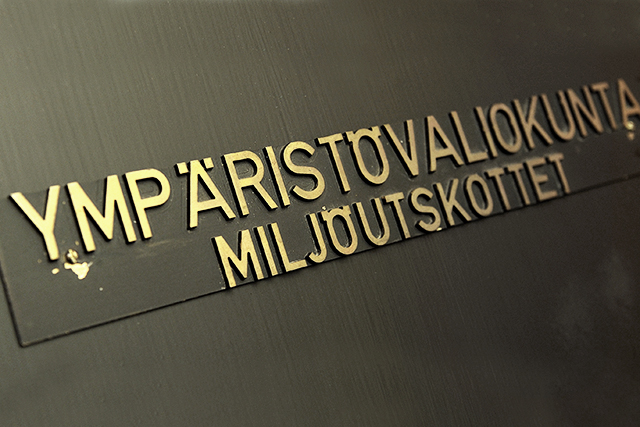 Ympäristövaliokunnan kyltti