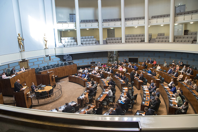 Yleiskuva eduskunnan täysistunnosta
